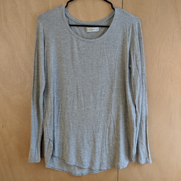 Abercrombie & Fitch Tops - Abercrombie Soft Tee
